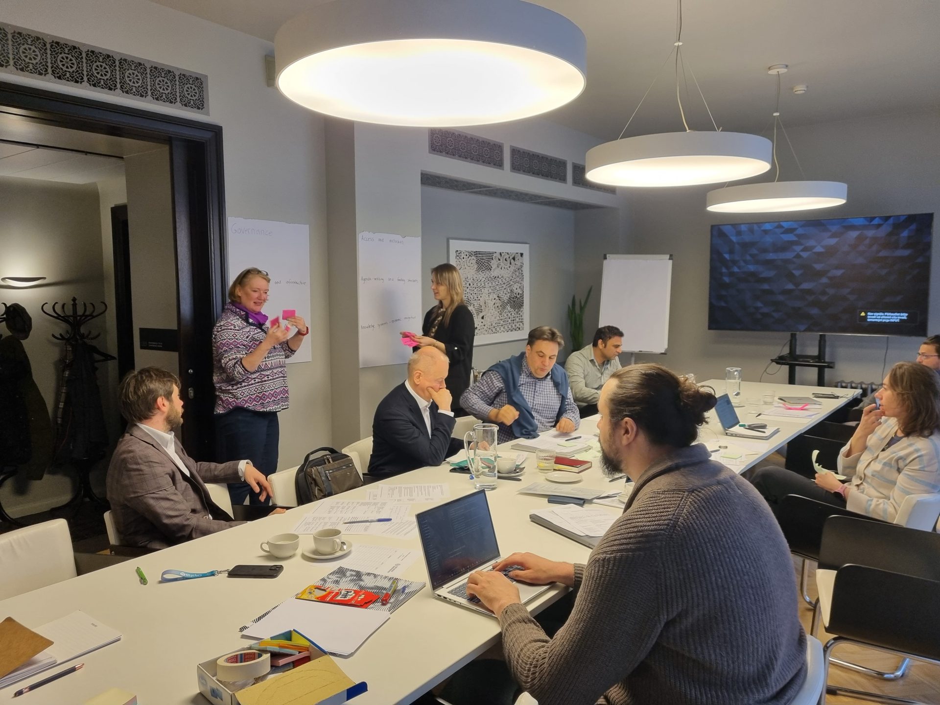 What are the Leverage Points for an Inclusive Food-Oriented Knowledge & Innovation System?